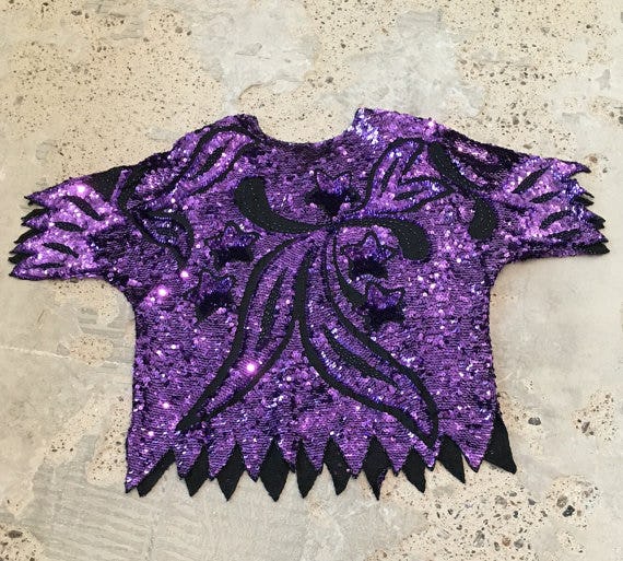 15 Tips For Plus Size Thrift Shopping, Because Vintage Comes In All Sizes