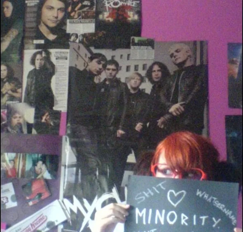 11 Ways Emo & Scene Style In The Early 2000s Were Totally Different ...
