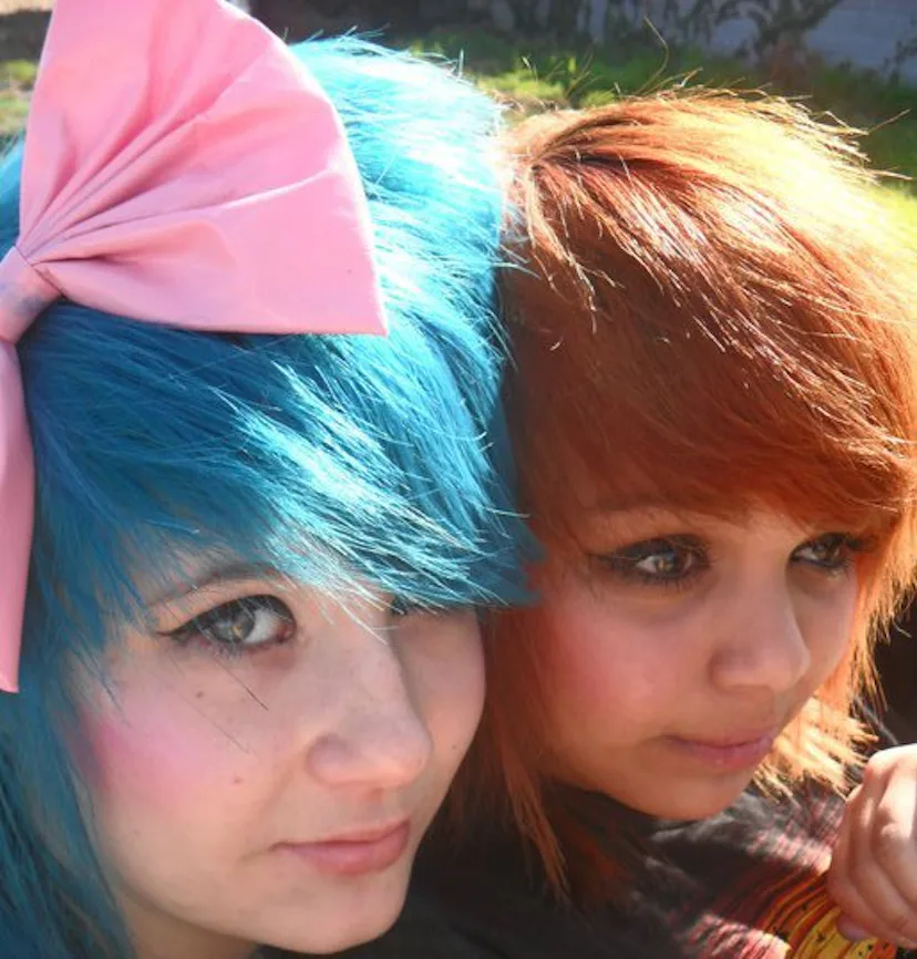 11 Maneras en las que el estilo emo y scene a principios de los 2000 ...