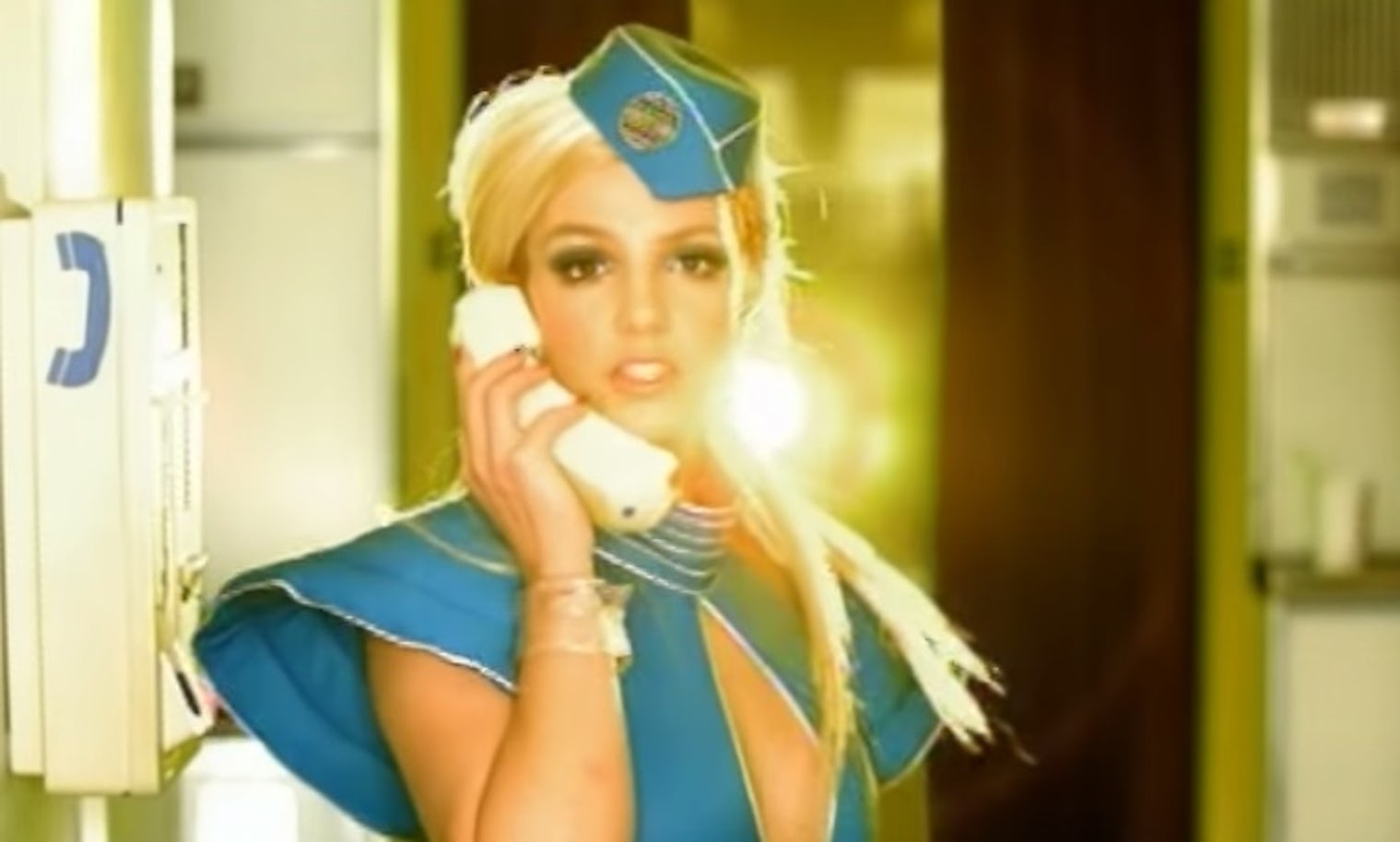 Britney Spears' Blue Hair Music Videos - wide 2