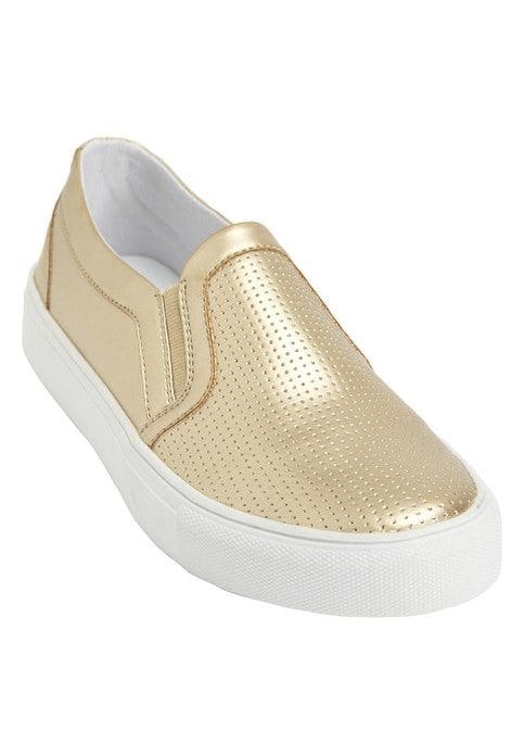 11 Wide Fit Shoe Brands That'll Help Keep Your Feet ...