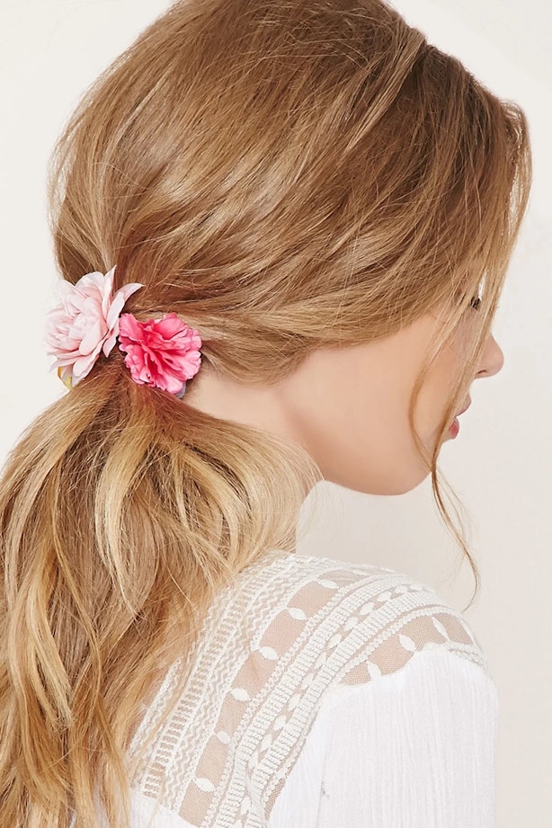 27 Cool Hair Ties That Will Make You Love Your Ponytail Even More 27-cool-hair-ties-that-will-make-you-love-your-ponytail-even-more