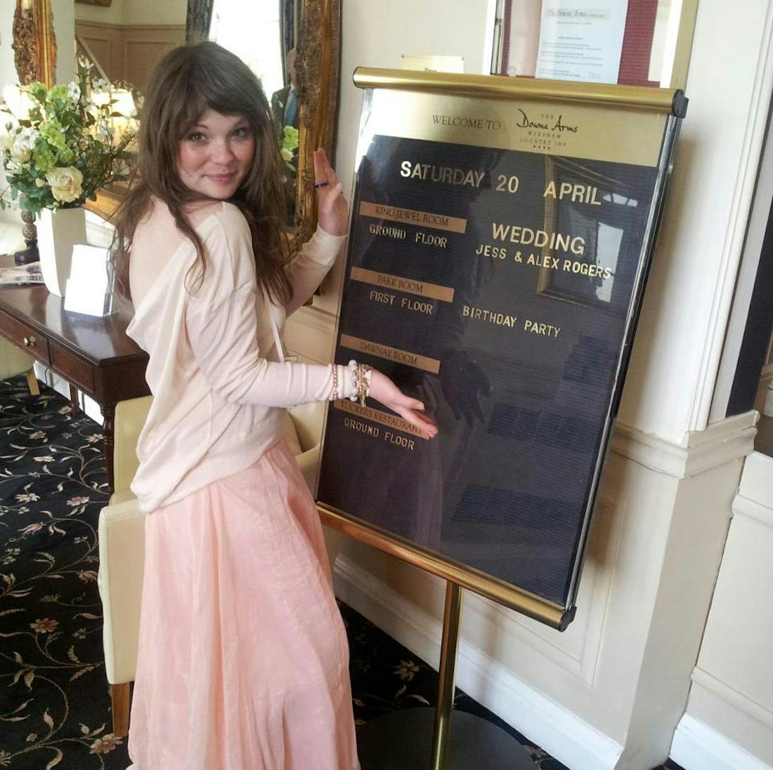 Why I Prefer The Backless Fashion Trend To Cleavage Garms — A Subtle