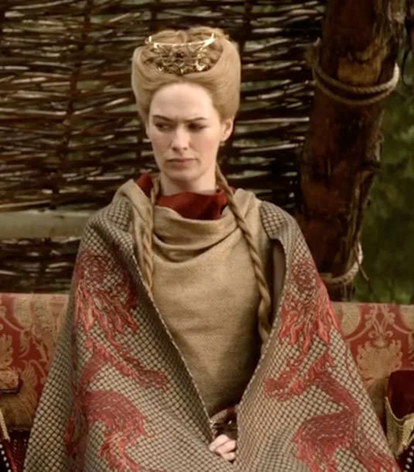 cersei lannister blue dress Cersei Lannister in a beautiful medieval gown of blue and gold