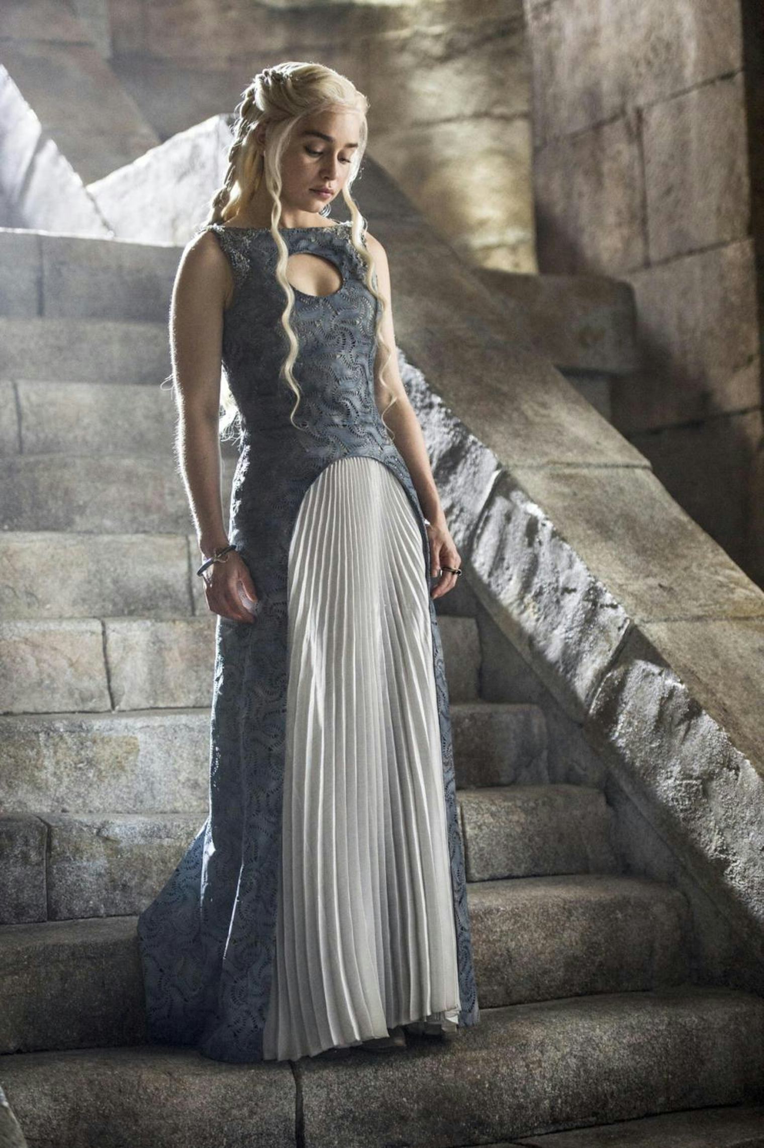 Daenerys Targaryens Fashion Evolution Through Game Of Thrones — How