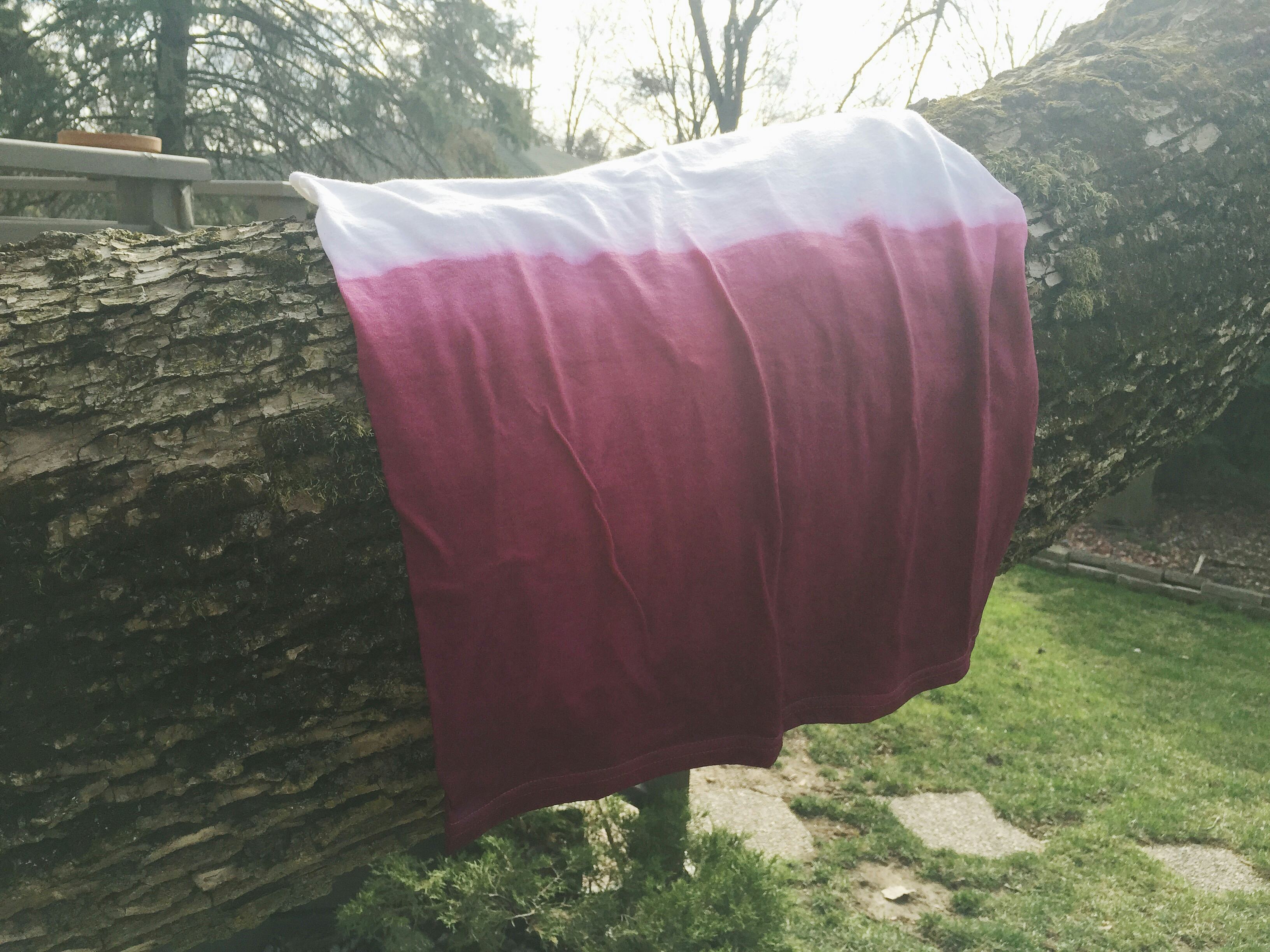 How To Dip Dye Your Clothes — Because It's Basically Tie Dye For Grown Ups