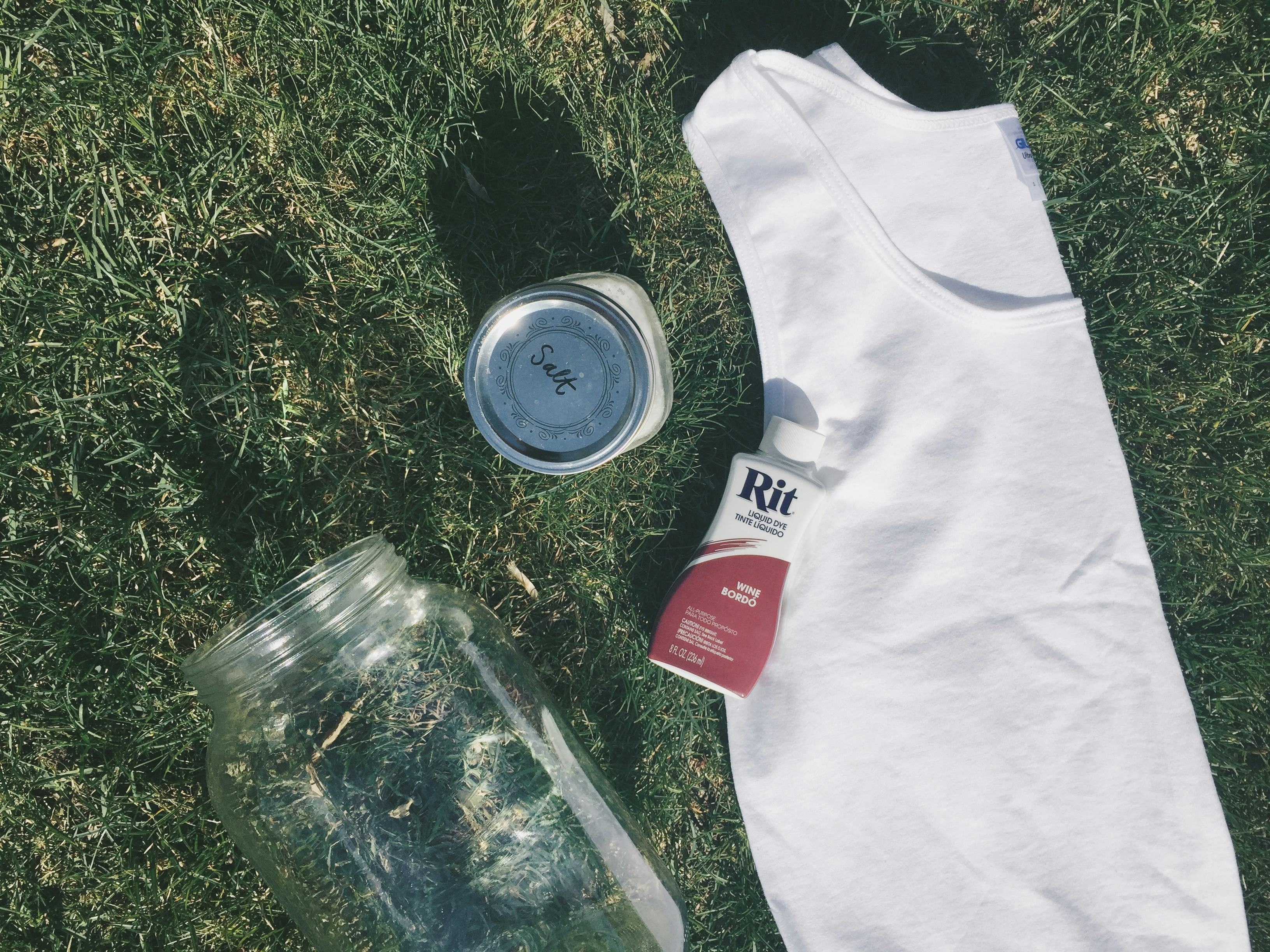 How To Dip Dye Your Clothes — Because It's Basically Tie Dye For Grown Ups