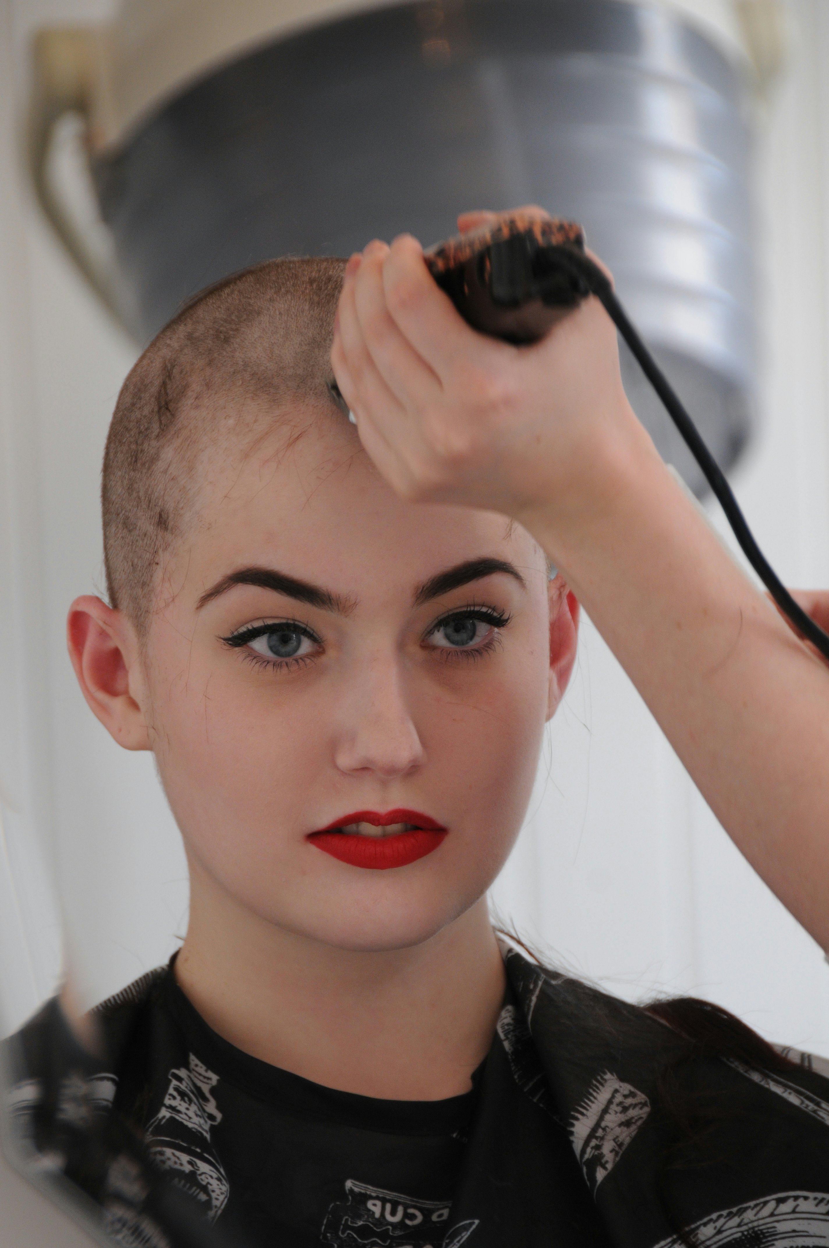 women head shave video