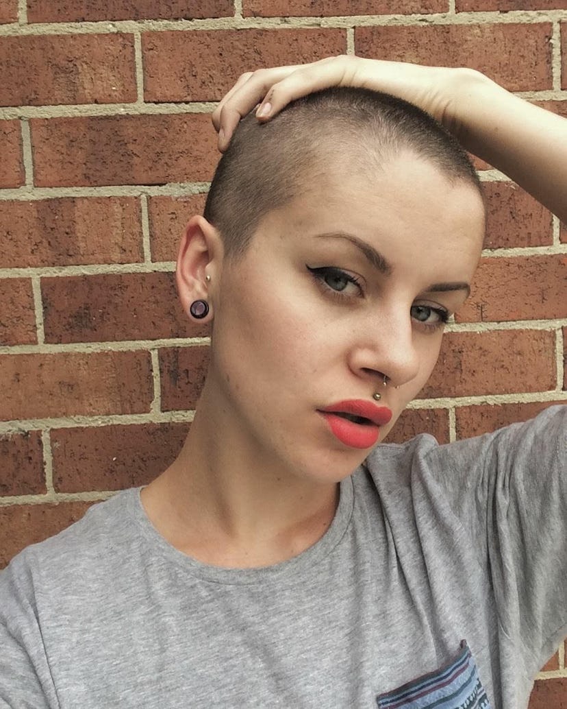 43 Women With Super Short Buzzed Hair Who Define Their Own Femininity PHOTOS 43-women-with-super-short-buzzed-hair-who-define-their-own-femininity-photos