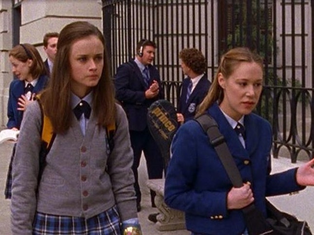 11 Things Only Early 2000s Teens Who Wore School Uniforms Will Understand