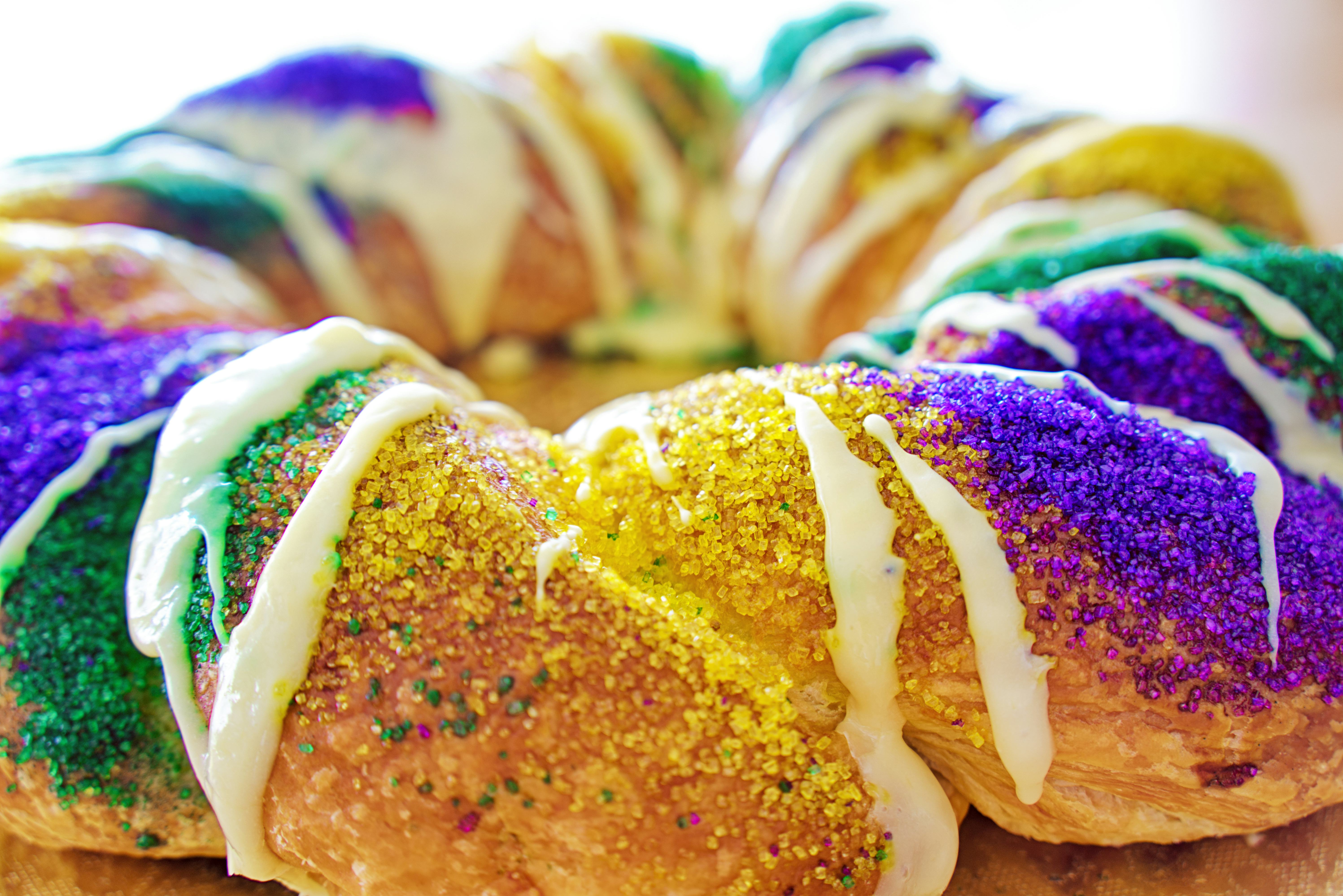 How To Celebrate Mardi Gras At Work If You&rsquo;re Stuck In The Office On