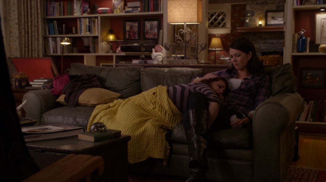 6 Ways 'Gilmore Girls' Lorelai & 'Parenthood's Sarah Are the Same Character