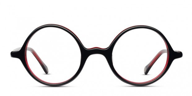 Kendall Jenner Wears Round Glasses That Make Her Look Cooler Than Ever