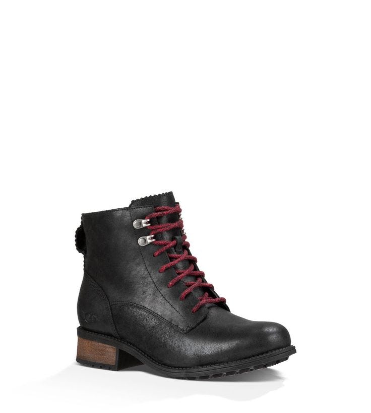 7 Boots For Cold Feet That Are Both Stylish & Warm