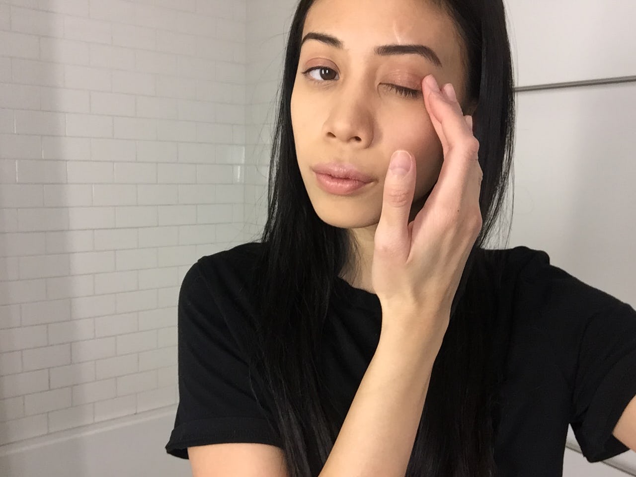 I Used Lip Gloss As Eyeshadow & This Is What It Looked Like — PHOTOS