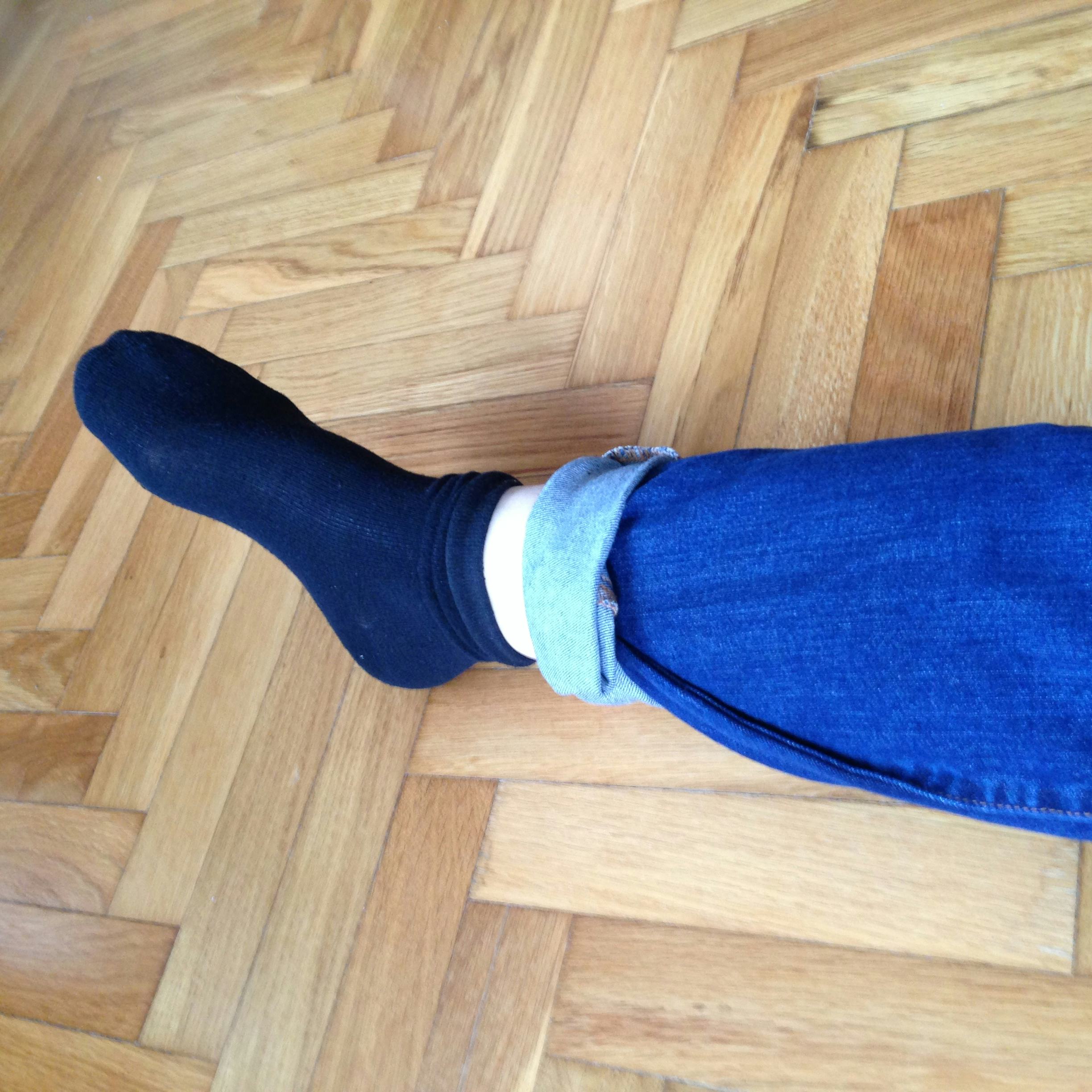 How To Tuck Jeans Into Boots So They Won't Pop Out