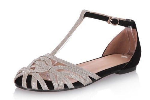 Sandals That Cover Your Toes & Are Actually Affordable