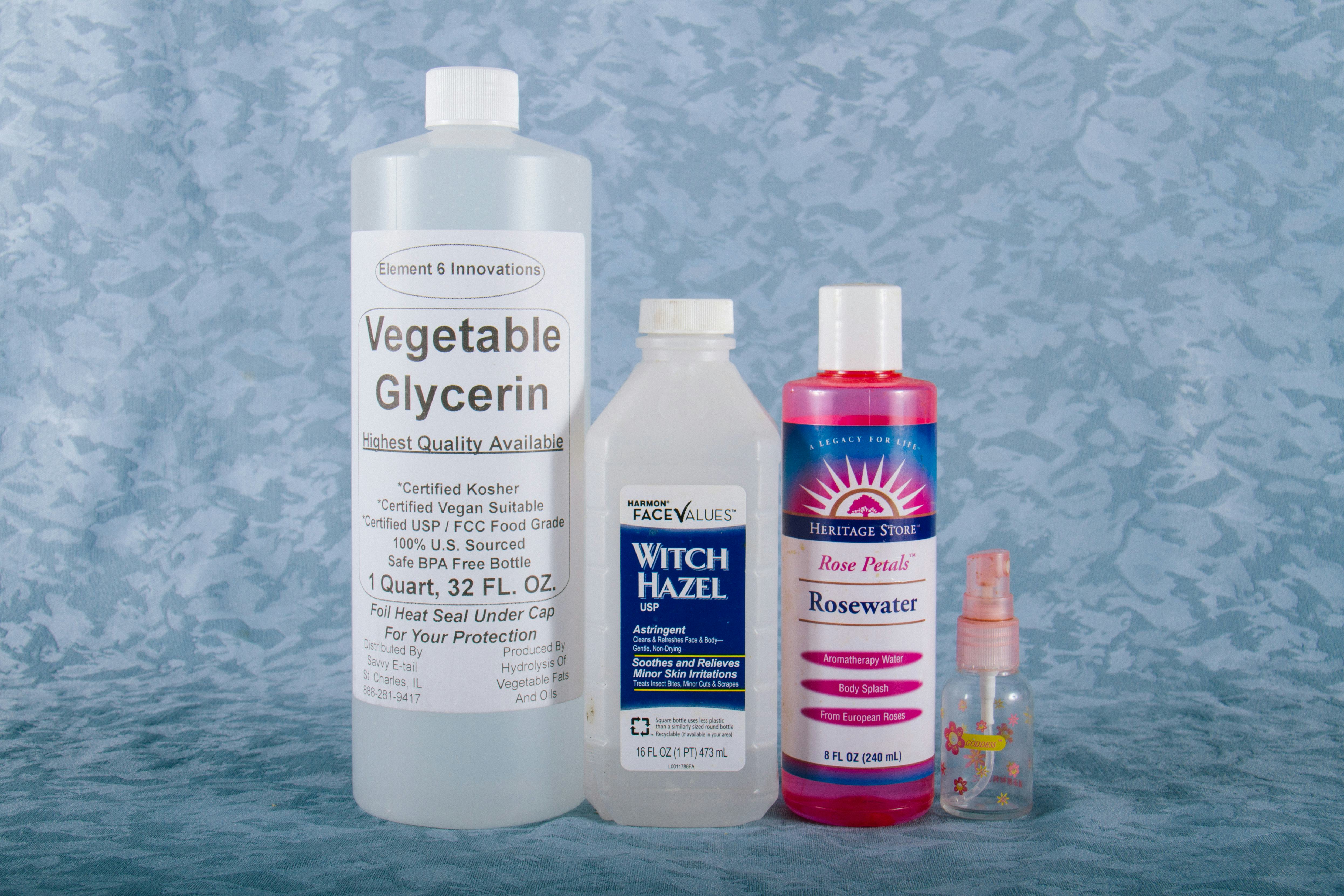 A DIY Moisturizer Spray That'll Keep Your Entire Body Soft All Summer Long