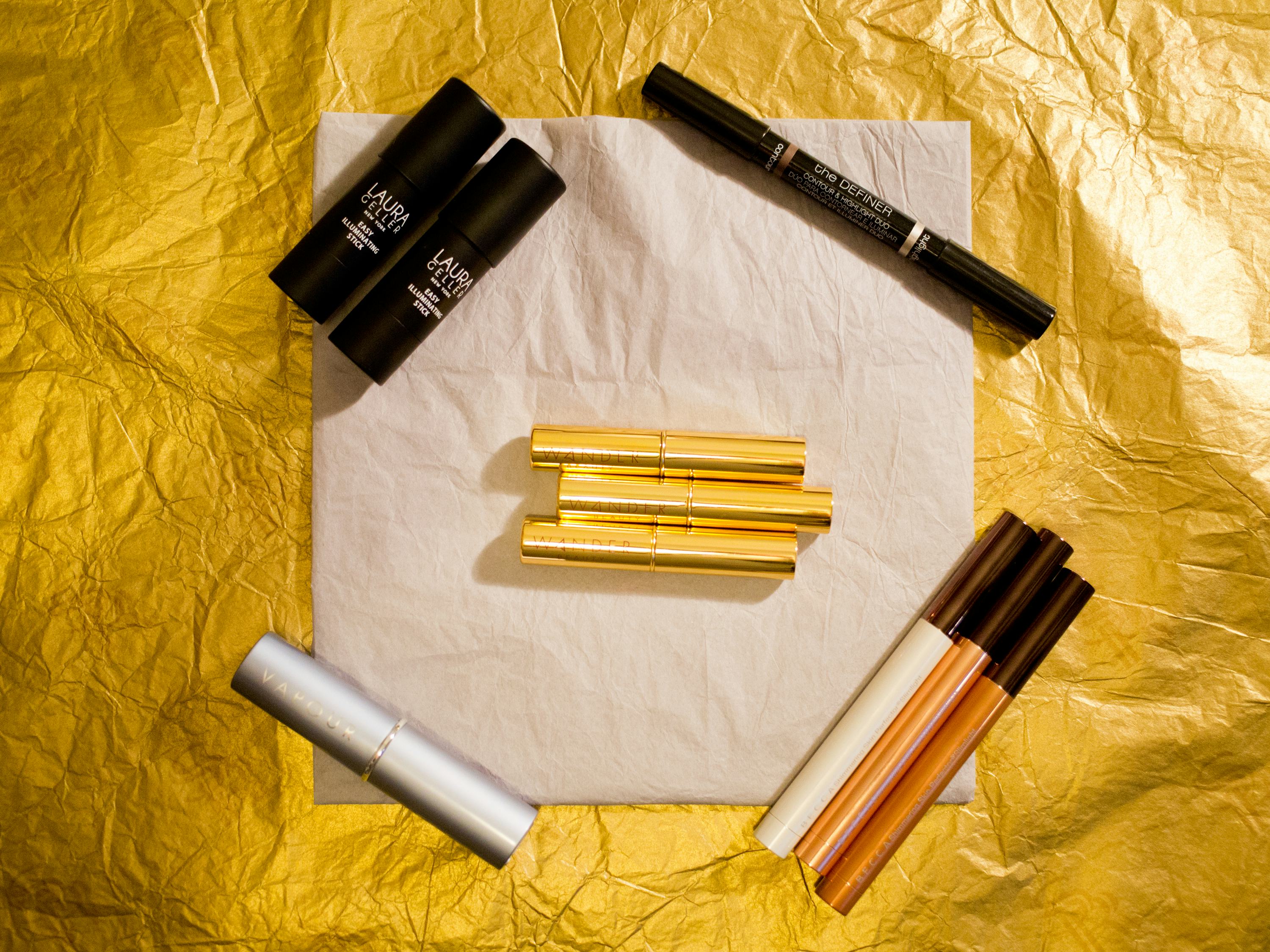 All The Types Of Highlighter Makeup Explained So You Can Find Your