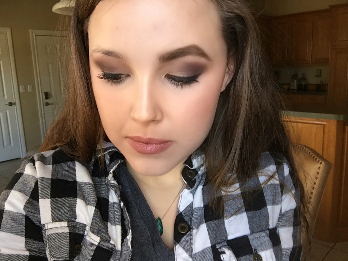 How To Do Your Eyebrows Without A Pencil Using Other Products You Already Have — PHOTOS