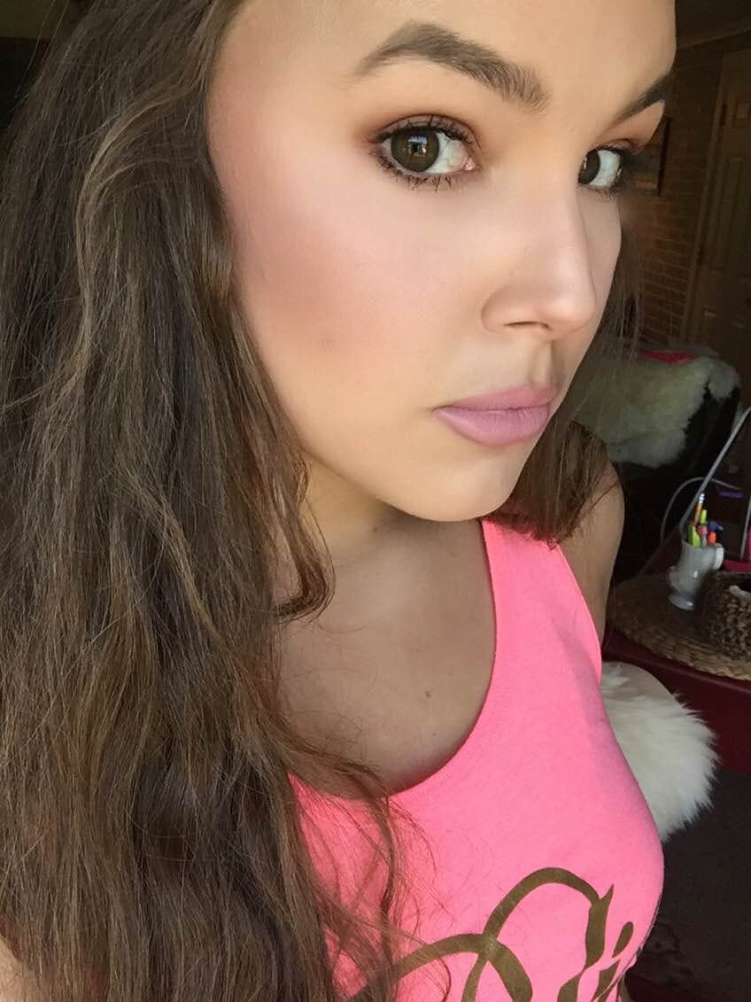 Do Beauty Blenders Work With Powder? I Tried It Out & Here's What