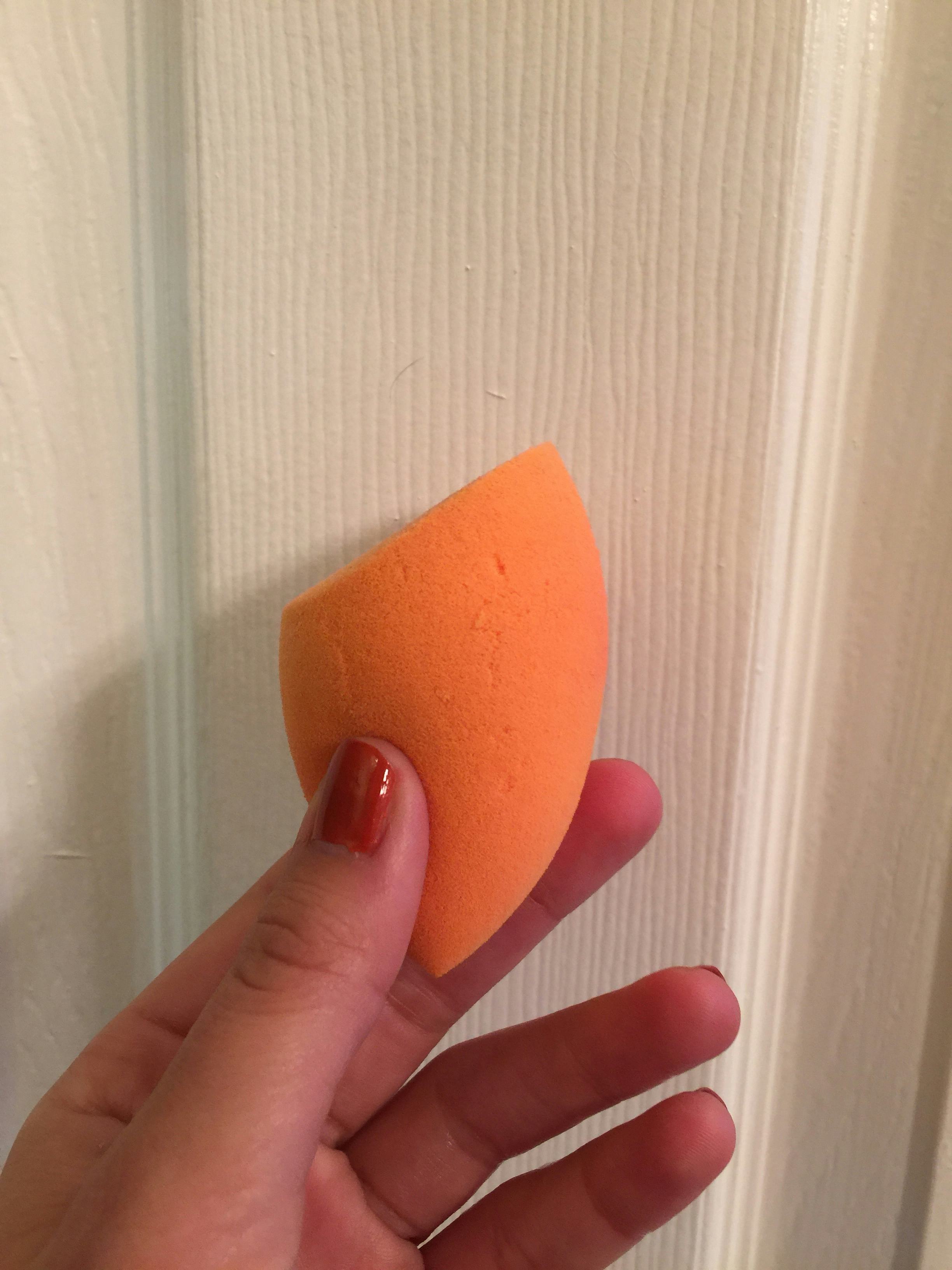 The Single Best Way To Clean Your Beauty Blender Will Keep Your Makeup