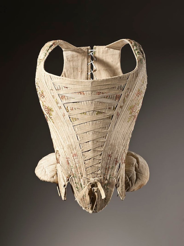 The Evolution Of Corsets Proves That We've Been Into Constriction For A ...