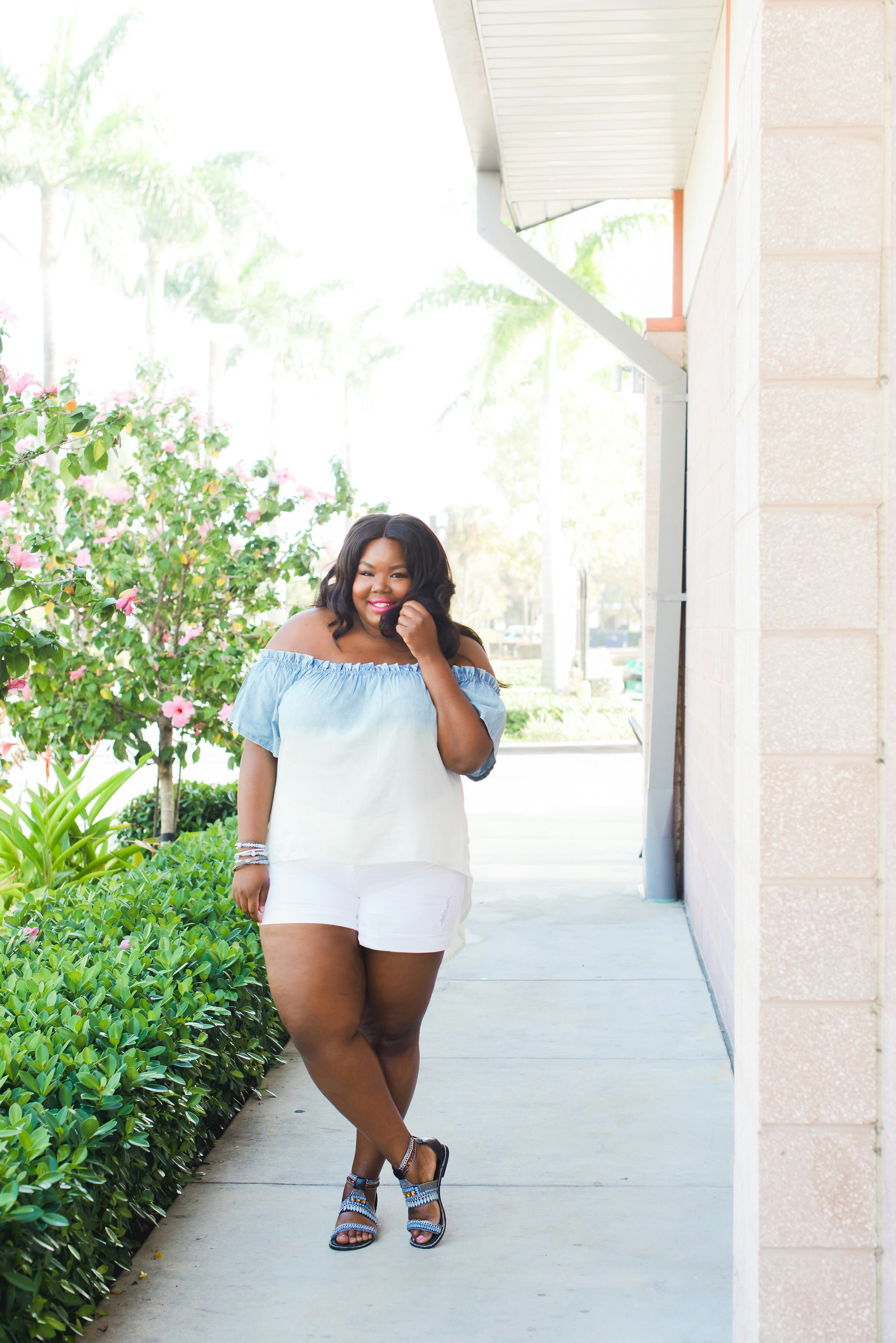 16 Plus Size Women In Short Shorts To Serve As Your Unapologetic Style  Inspo — PHOTOS