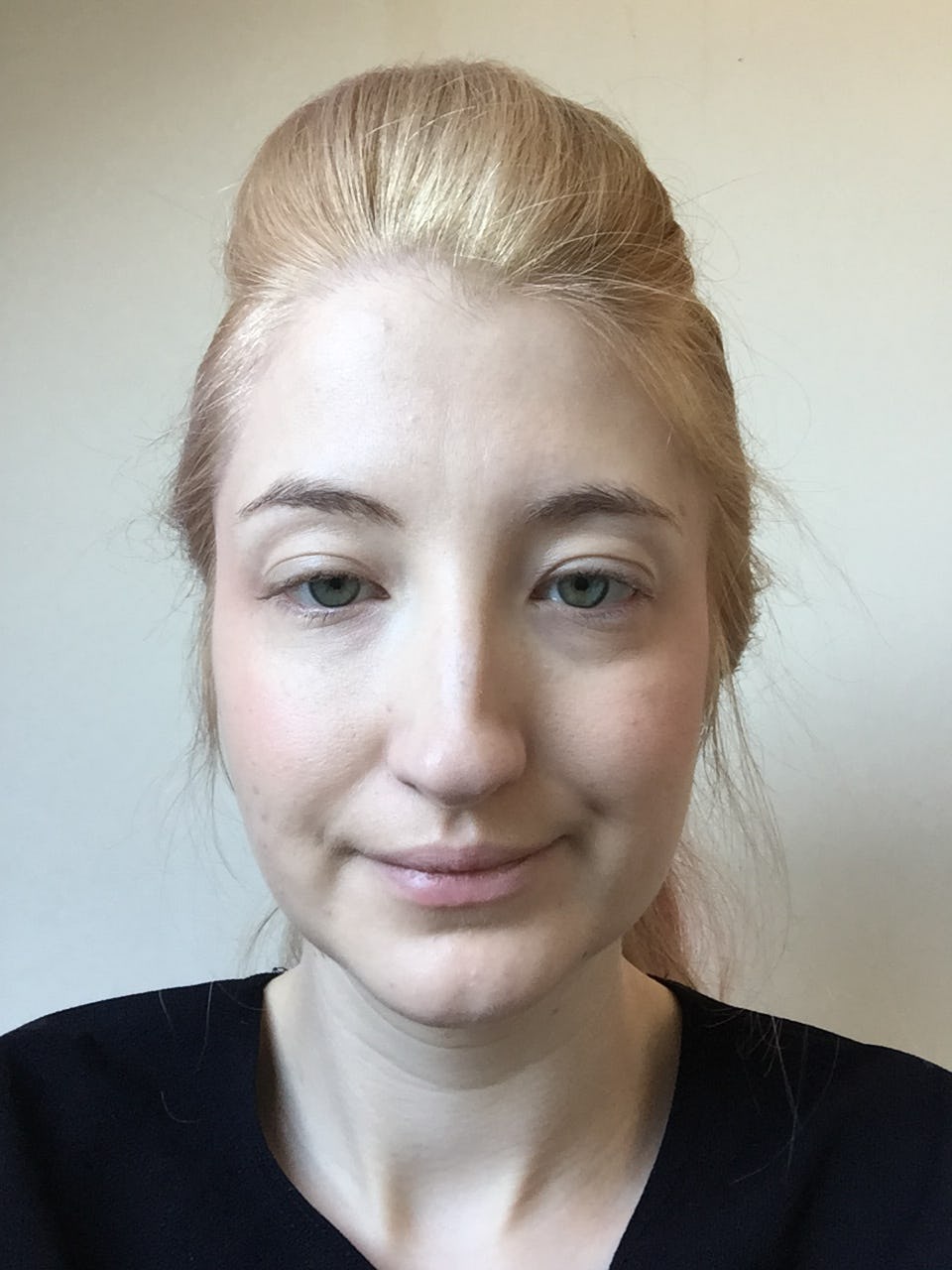 How To Get 1950s Hollywood Makeup In 10 Easy Steps So You Can Be A