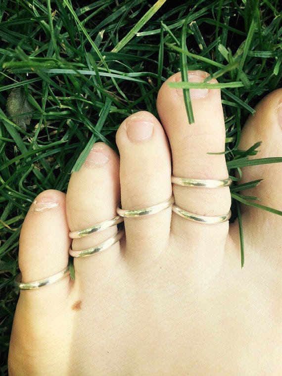 11 Things Every Toe Ring Wearer Will Probably Understand