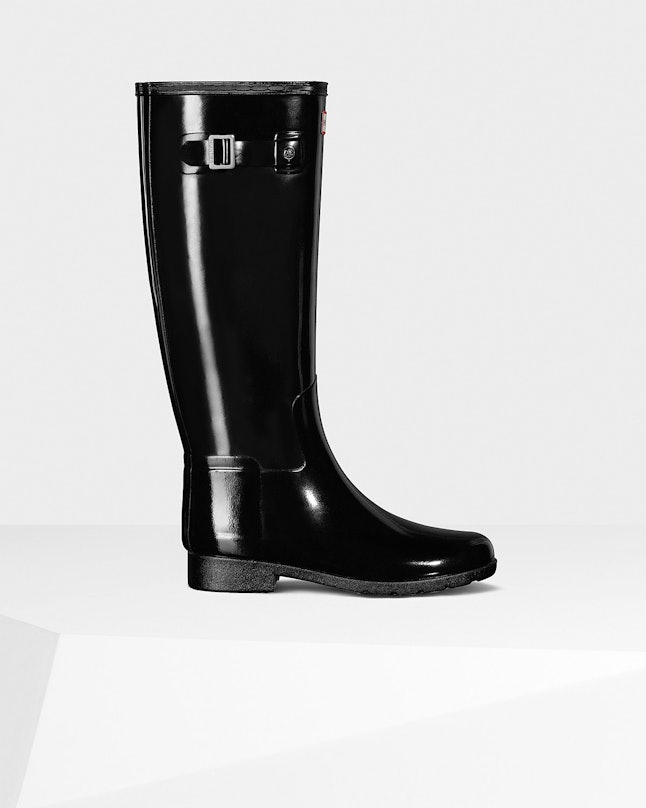 11 Black Boots For An Aspiring Mrs. Claus This Holiday Season — PHOTOS