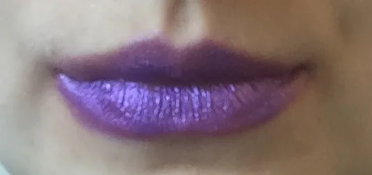 How To Make Lipstick Out Of Eyeshadow If You're On A Budget But Love