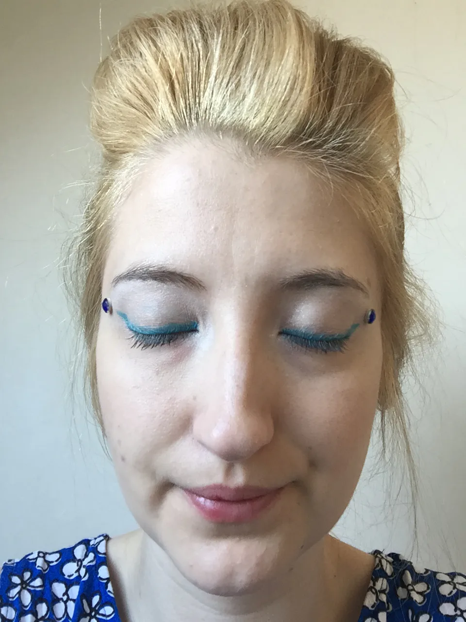 3 Mermaid Makeup Looks Inspired By The Novel 'Deep Blue' So You Can Be ...