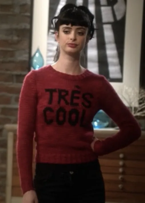 'Don't Trust The B–––– In Apartment 23' Fashion Inspired By Chloe So