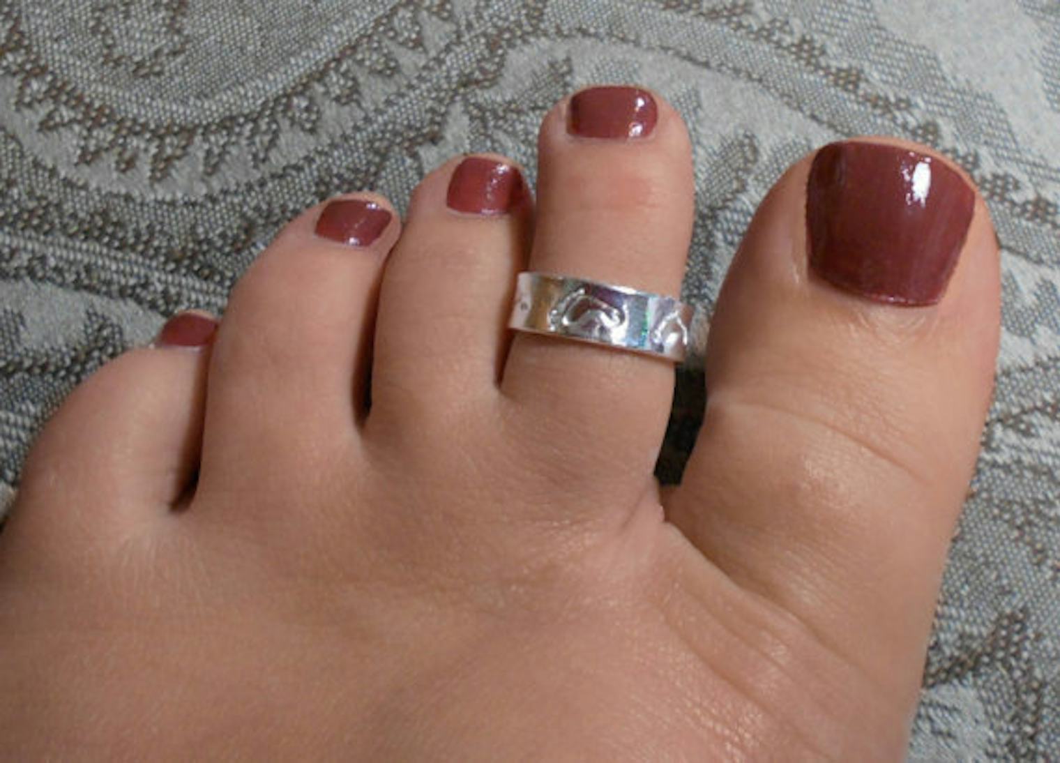 11 Things Every Toe Ring Wearer Will Probably Understand