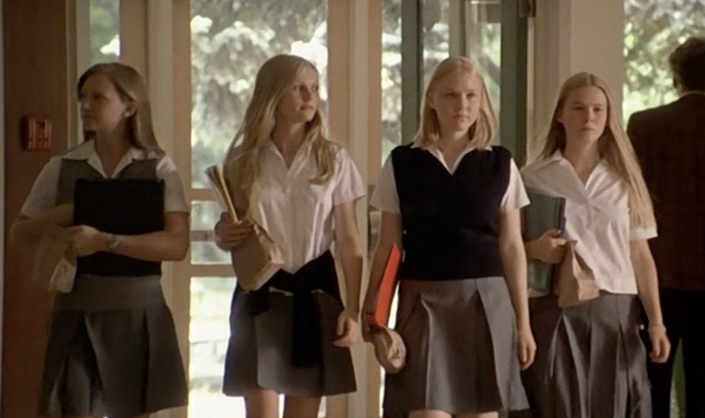 11 Ways Kids Who Wore Uniforms In The ‘90s Tried To Fit In — PHOTOS