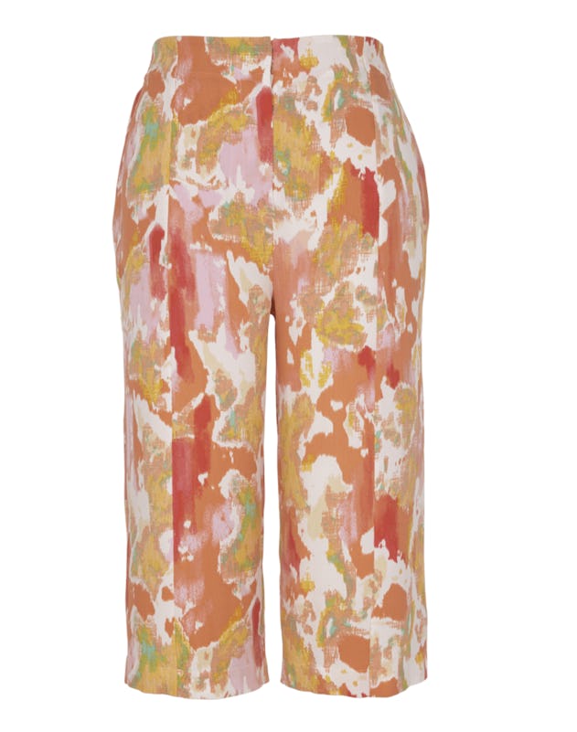 What To Wear To Someone Else's Graduation Without Stealing Anyone's Thunder