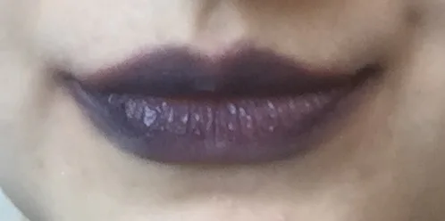 How To Make Lipstick Out Of Eyeshadow If You're On A Budget But Love