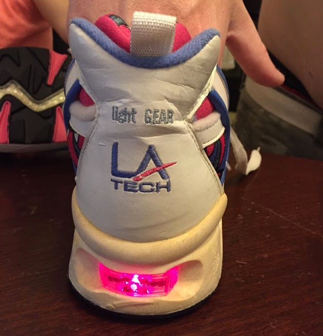 la tech light up shoes