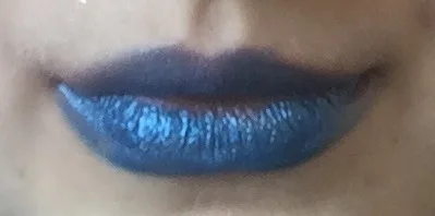 How To Make Lipstick Out Of Eyeshadow If You're On A Budget But Love