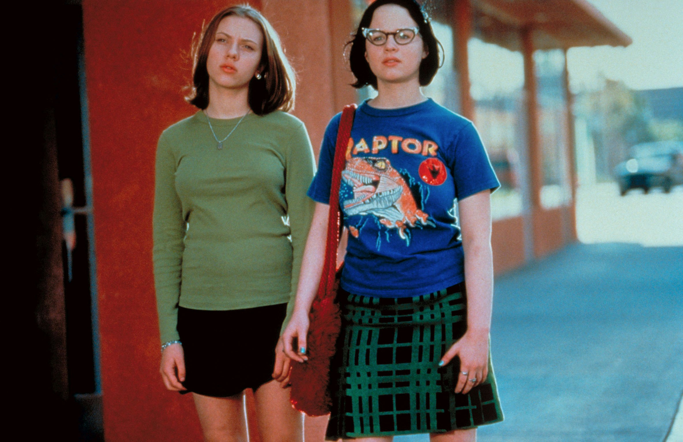 Replicate 'Ghost World' Style With These '90s Grunge Looks That