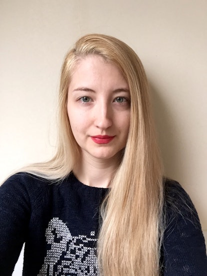 How To Get A Victory Roll In 6 Simple Steps For All The Vintage Vixens Of The World