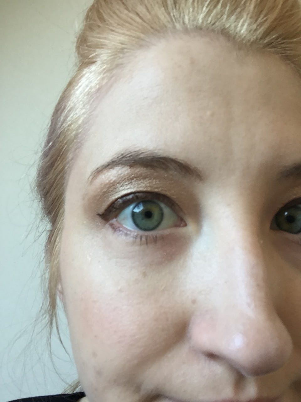 How To Get 1950s Hollywood Makeup In 10 Easy Steps So You Can Be A