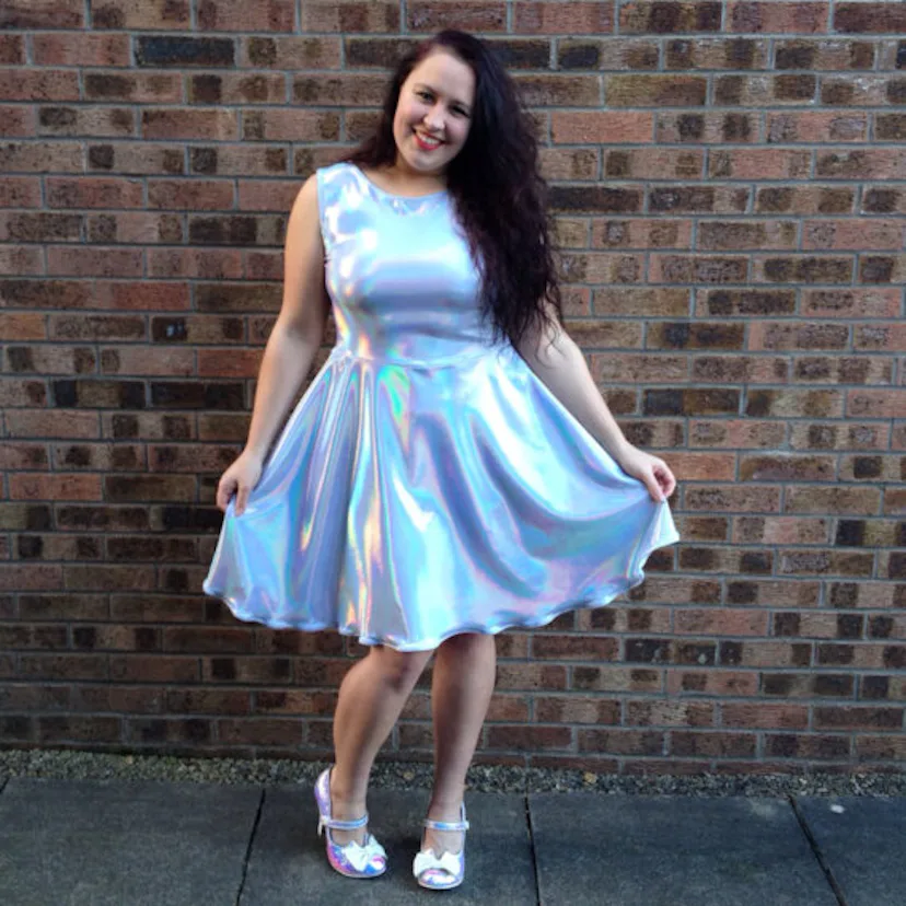 11 Futuristic Holographic Clothing Pieces & Accessories For Fun Loving Celestial Girls 11 Futuristic Holographic Clothing Pieces & Accessories For Fun Loving Celestial Girls