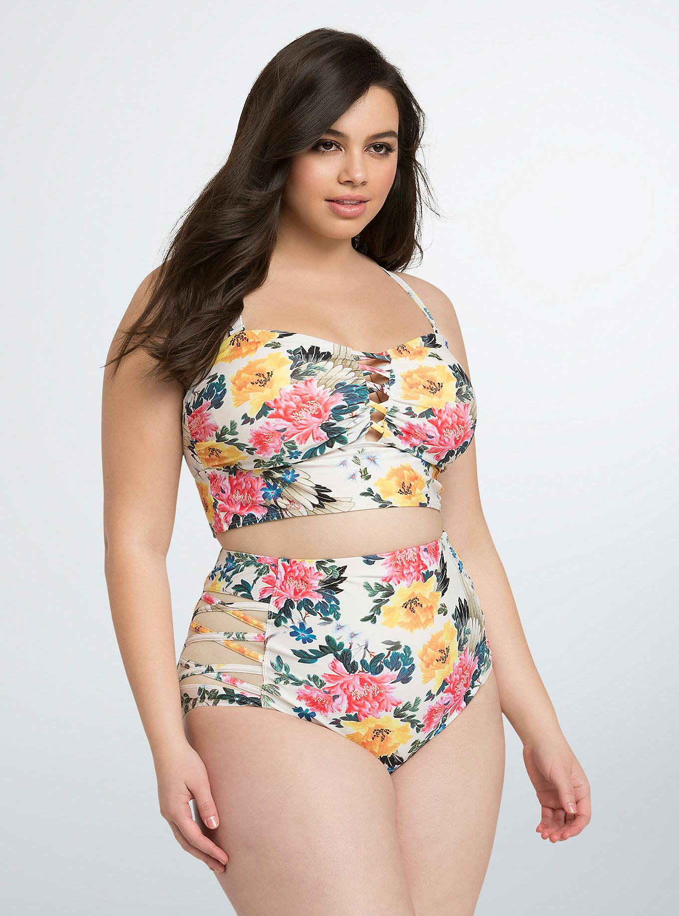 25 Cute Plus Size Bikinis For Babes Who Are Ready To Hit The Beach