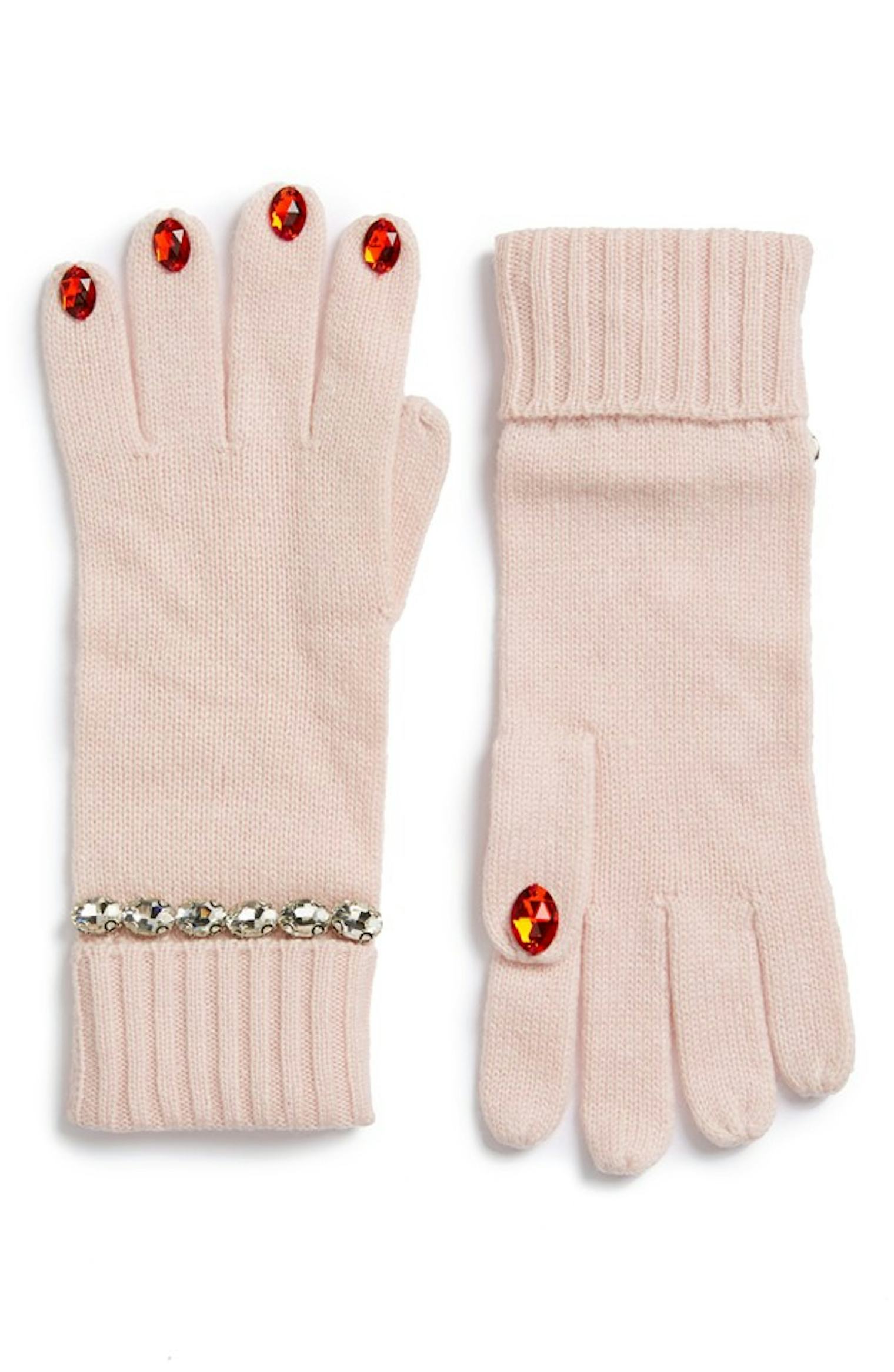 How To Wash Wool Gloves Correctly Because Your Mitts Need Love Too — PHOTOS