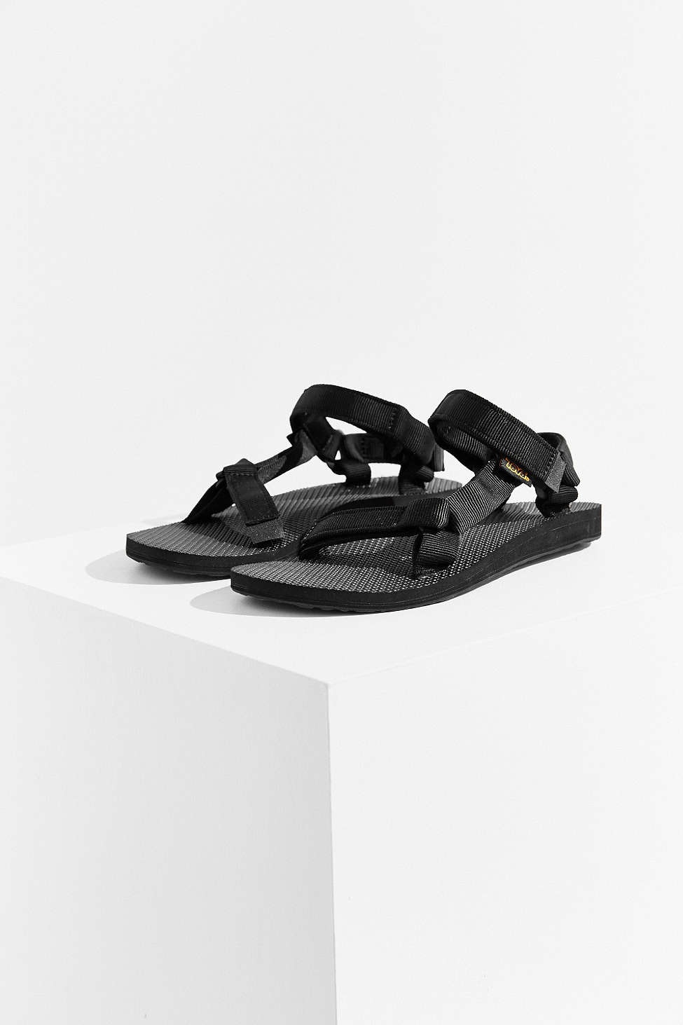 nike waterproof sandals