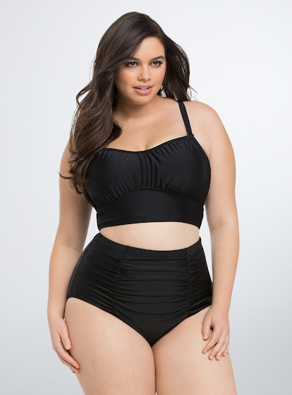 Lingvistik smække Lang 15 Swimsuit Styles For Plus Size Women With Small Boobs — PHOTOS