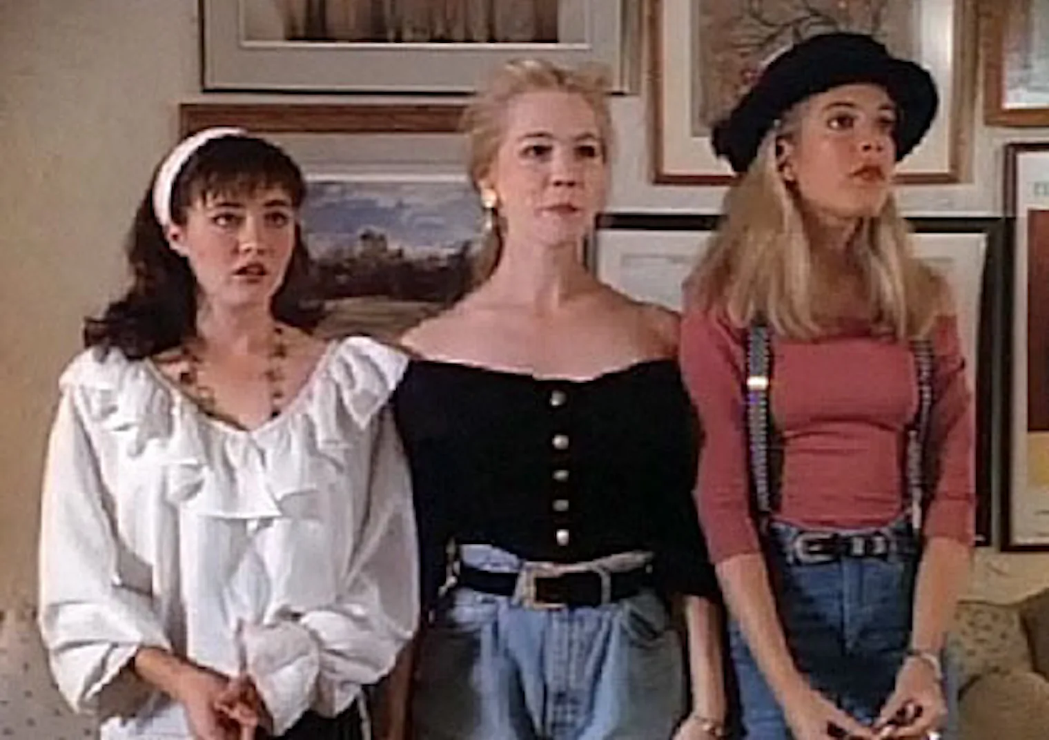 21 Style Lessons From Beverly Hills 90210 That Still Influence 21-style-lessons-from-beverly-hills-90210-that-still-influence