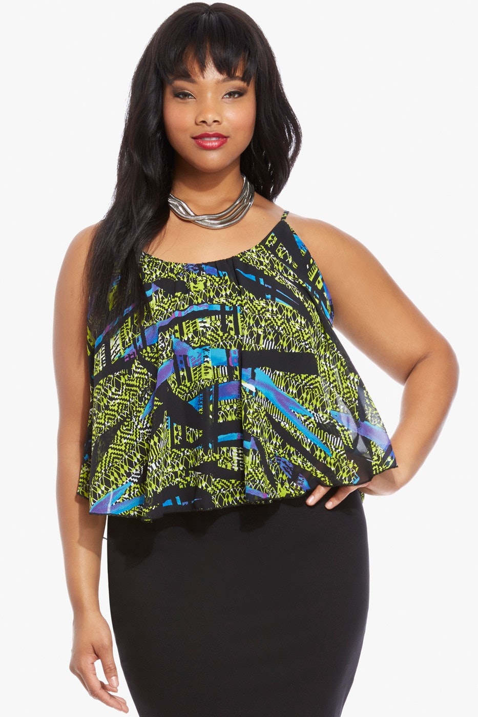 17 Spring Tops For Plus Size Women With Small Boobs — PHOTOS
